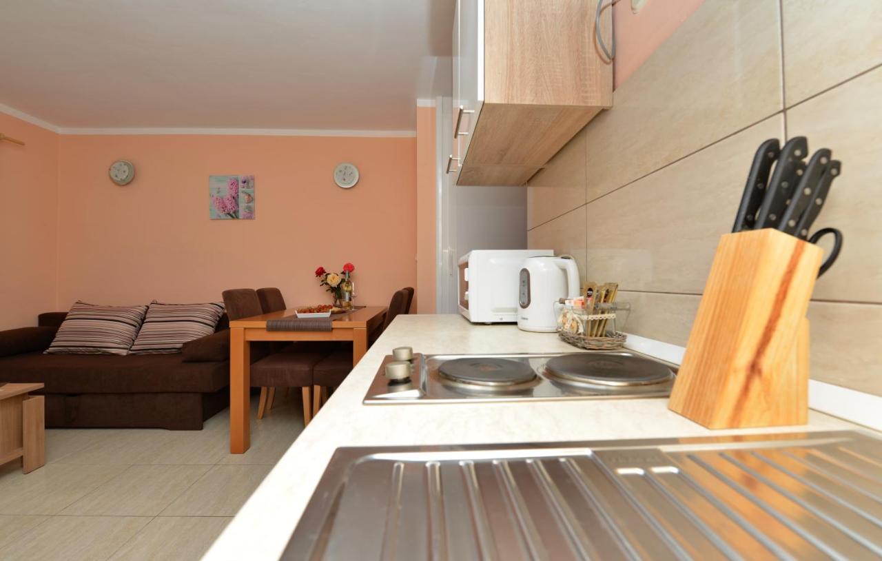 Apartment Kokic Pridraga Buitenkant foto