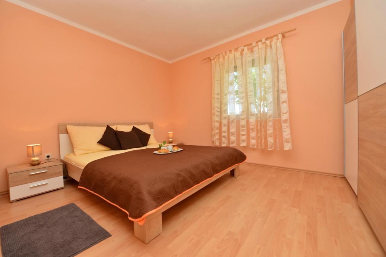 Apartment Kokic Pridraga Buitenkant foto
