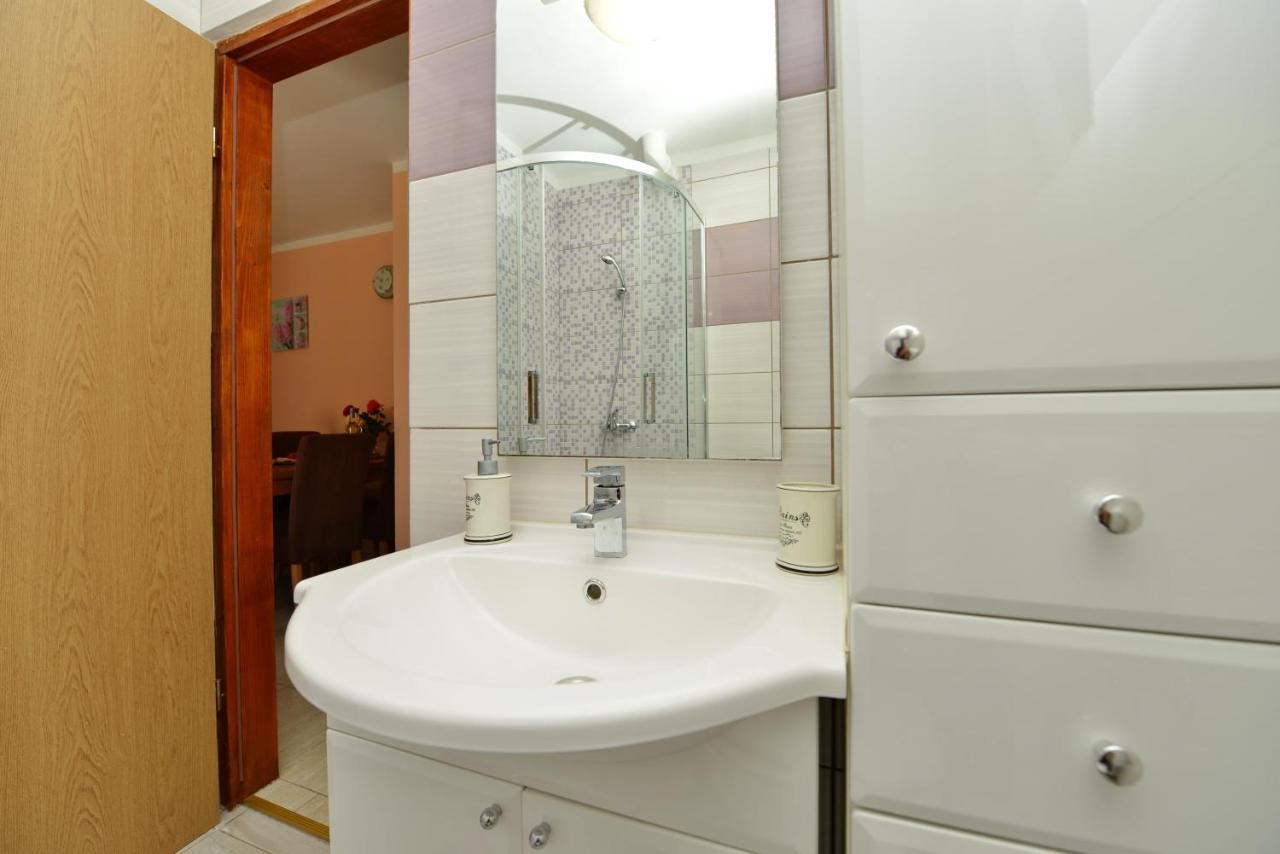 Apartment Kokic Pridraga Buitenkant foto