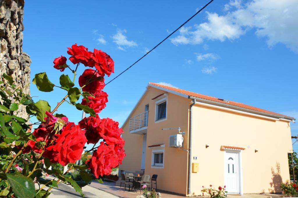 Apartment Kokic Pridraga Buitenkant foto